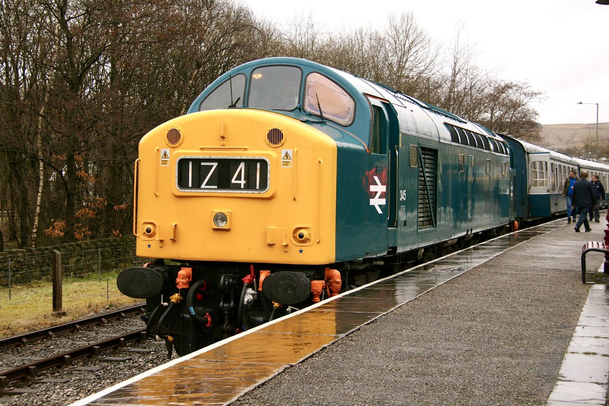 Random Railway Picture Day 66

Class 40, running in it’s pre TOPS guise 345, looking great in its BR Blue livery in the rain at Rawtenstall on 8th March 2015.

#trains #railways #traintwitter #class40 #EastLancsRailway #Locomotive #ELR #40145 #345