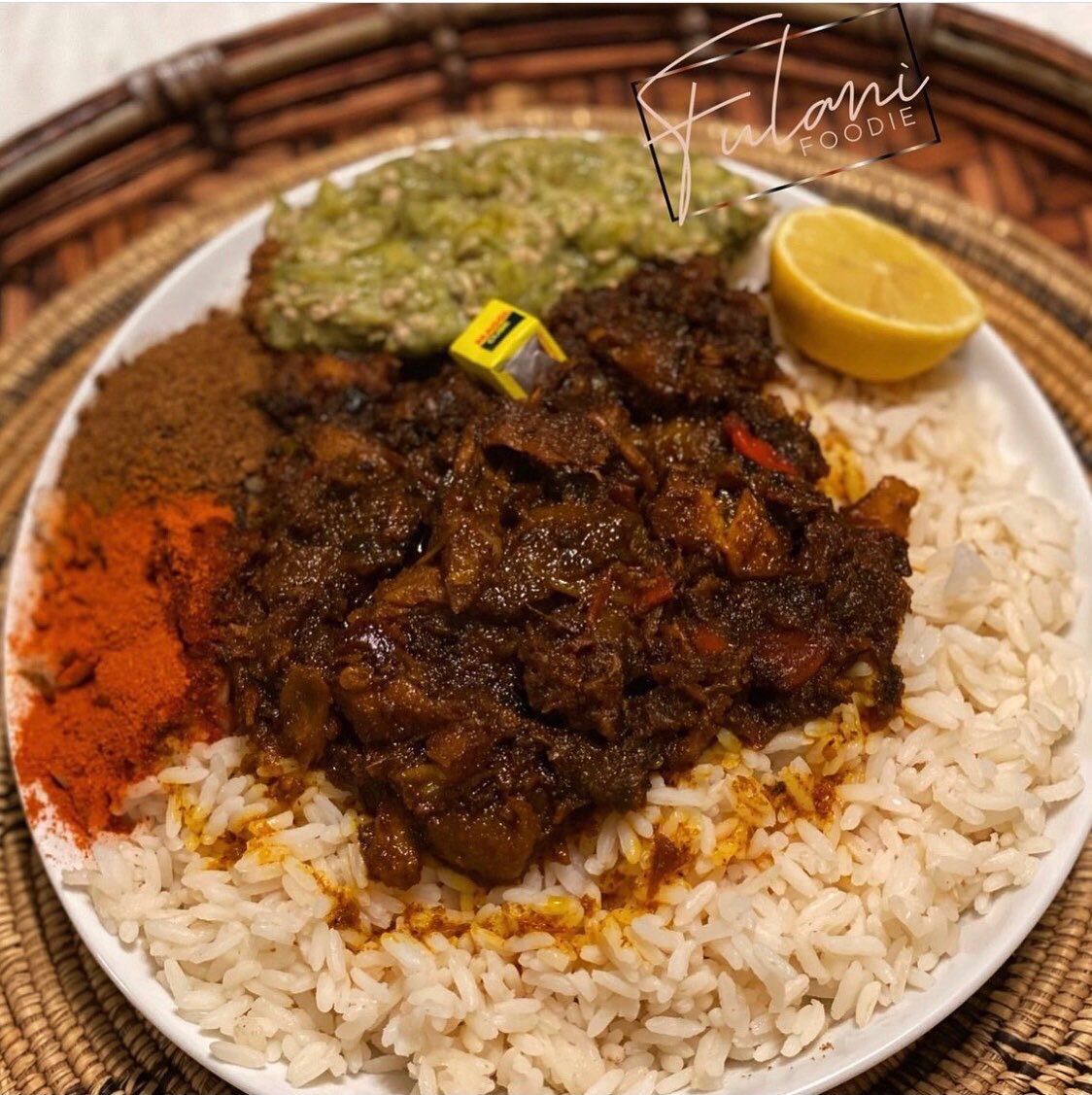 visiterlaguinee's tweet photo. Magangni pour le petit dej ce matin ? w/ @fulanifoodie
#visiterlaguinee #visiterlafrique #welcometoguinee #guineeconakry #guineaconakry #travel #africa #tripinafrica #foodlover #labouffedecheznous #visitguinea https://t.co/FR0J9pB0sT