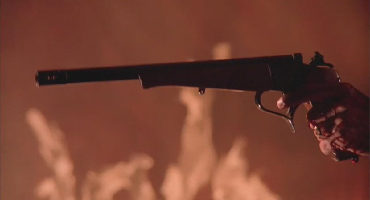 トンプソン・コンテンダー】 登場作品『ハード・ターゲット』 フランス