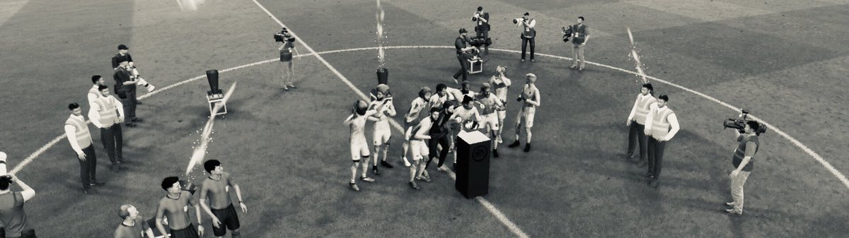 team_aeternum's tweet photo. Champions! 🙌🏽🥇 #FIFA21 #ProClubs https://t.co/cbAFYC2tn2