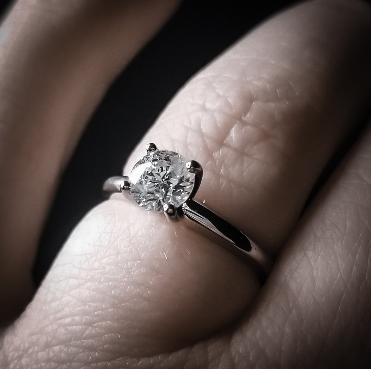 AshtonCillo's tweet photo. I can't wait for forever. #engaged #nextchapter #wedding https://t.co/qn6aLWJmzC