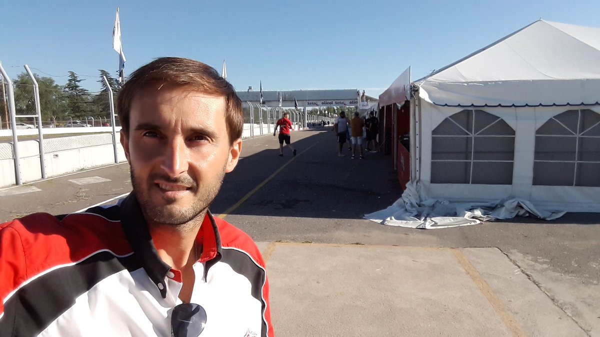 NicoBoglione's tweet photo. Volvimos al automovilismo
#CordobaPista #APICER https://t.co/8uUb0stNAl