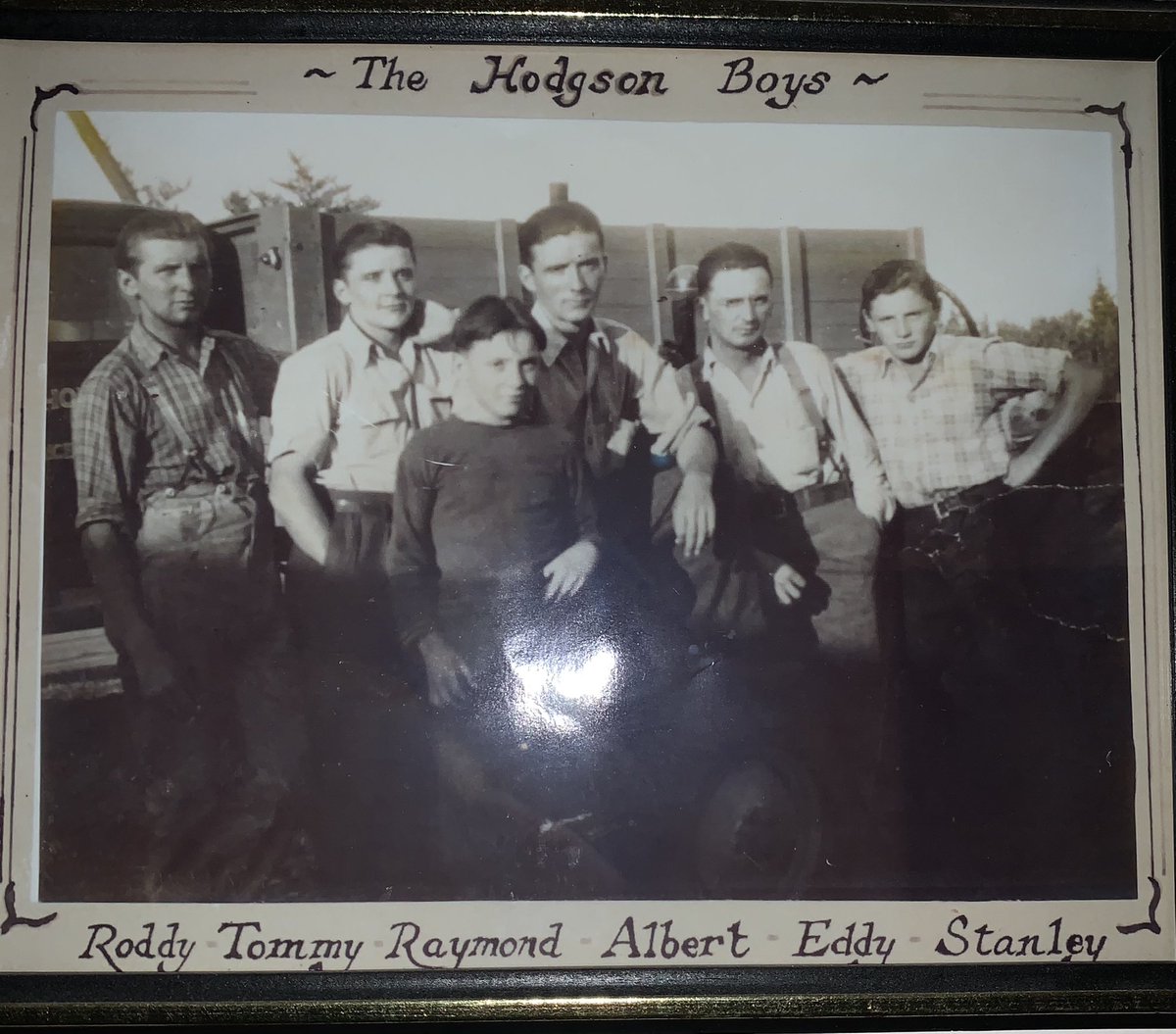 Ross Hodgson tweet media