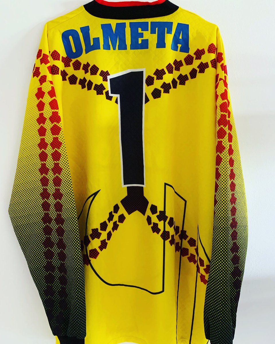 LOPEZFrdric7's tweet photo. Ouha Olmeta Ouha Olmeta !
Maillot Porté par Pascal OLMETA lors de la campagne européenne @ol
Saison 1995-1996
#1OLMETA
Entrée au musée : 6 Mars 2021
#olympiquelyonnais
#maillotcollector
#pascalolmeta
@barthruzza
@OL
@JM_Aulas
@GaelBerger
@JulienHuet
@RadioScoopInfos https://t.co/79pPiCJFV4