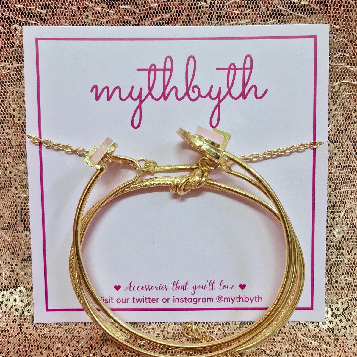 mythbyth's tweet photo. Ariella bracelet set
✨ Includes 4 different types of bracelets 
💵 Rm 10 (excluding postage)
✅ Available ready stock
💌 DM us to order

*Please note that the colour might be slightly different due to the lighting*

#mythbythbracelets https://t.co/mKzW8juKnY