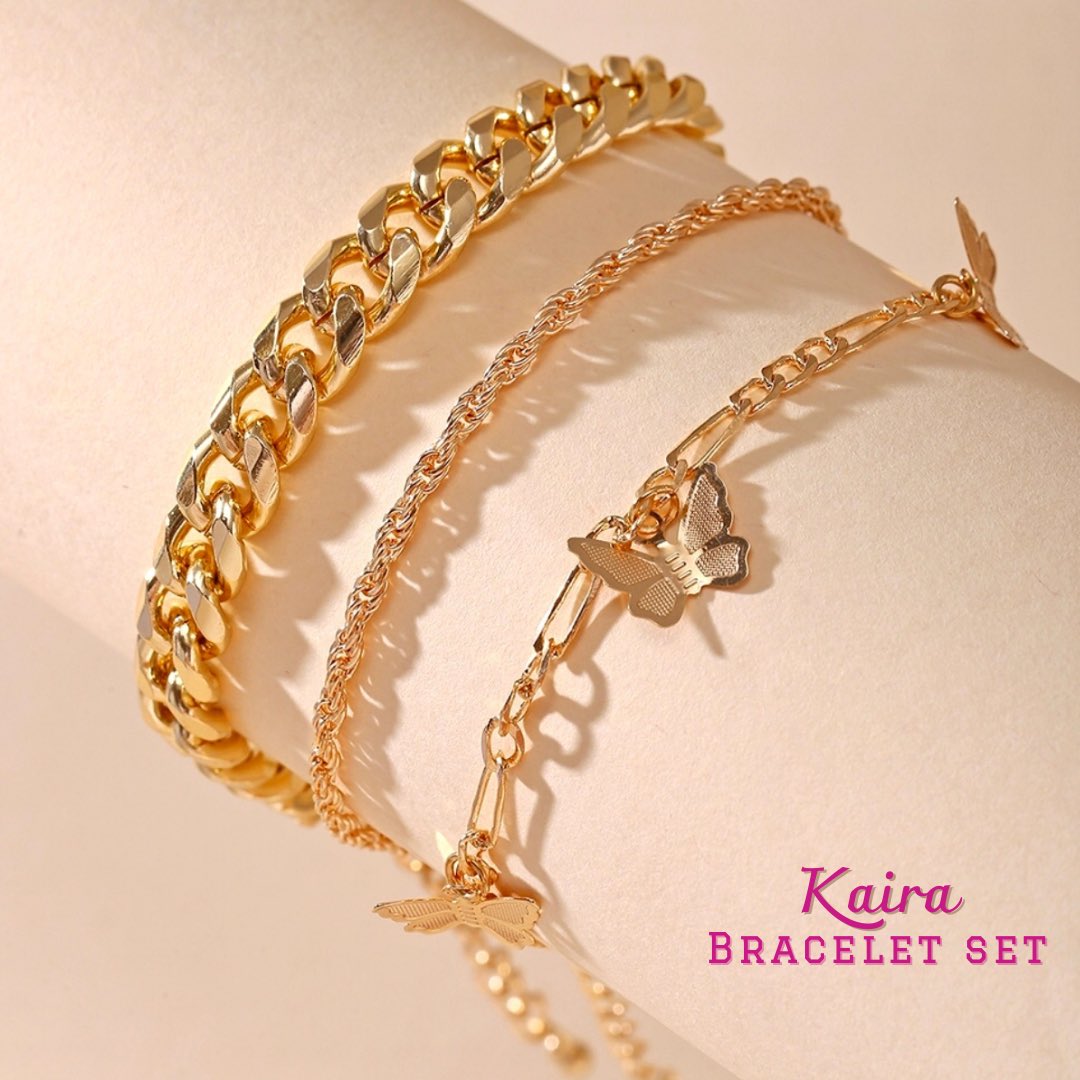 mythbyth's tweet photo. Kaira bracelet set
✨ Includes 3 different types of bracelets 
💵 Rm 9 (excluding postage)
✅ Available ready stock
💌 DM us to order

*Please note that the colour might be slightly different due to the lighting*

#mythbythbracelets https://t.co/c4q6LGREQe