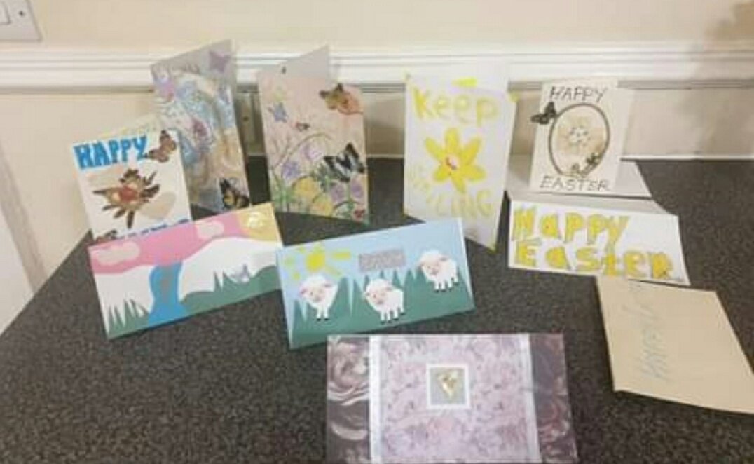 AlexCam41663648's tweet photo. Walter Lyon House residents creating Easter cards for residents at @Barley_View care home happy Easter to you all 💜 🐰
#givingback 
#arttherapyheals 
#eastertreats 
#lifeworthliving 
@Calico_Group 
@SafeNet_UK 
@Gateway_NW 
@DelphiMedical 
@PavilionDelphi https://t.co/BA0TDVmO6E