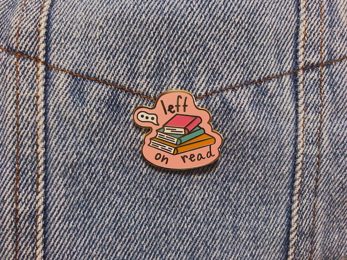 MyMahouMemory's tweet photo. My first ever enamel pin came today &amp; I’m giving it a little photoshoot 🥺 She’s so cuteee https://t.co/S8VmmJ5QRG