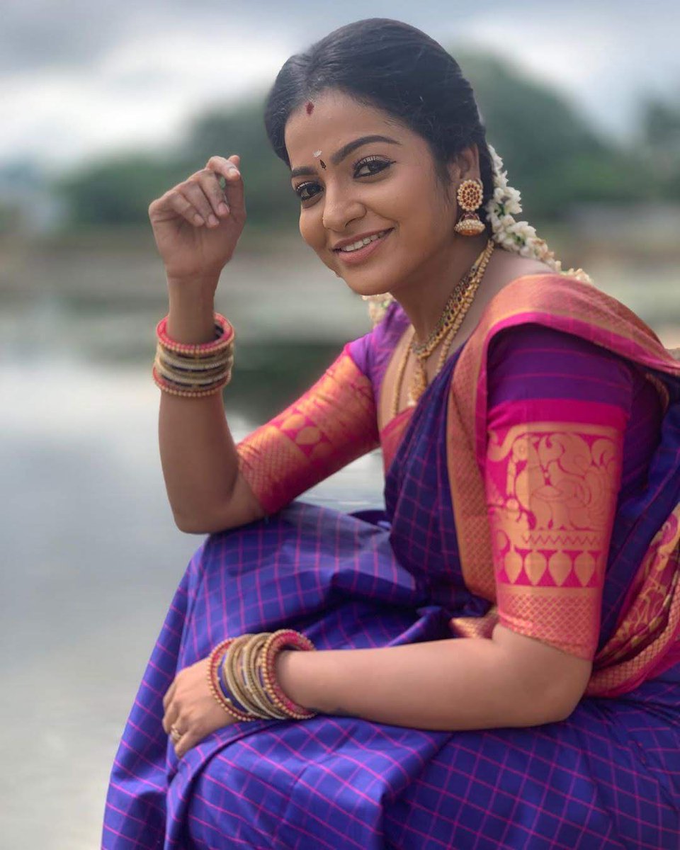 Shaluchan3's tweet photo. Devathai 😍
#chithuvj
#darlingchithu https://t.co/mox4CceAjh