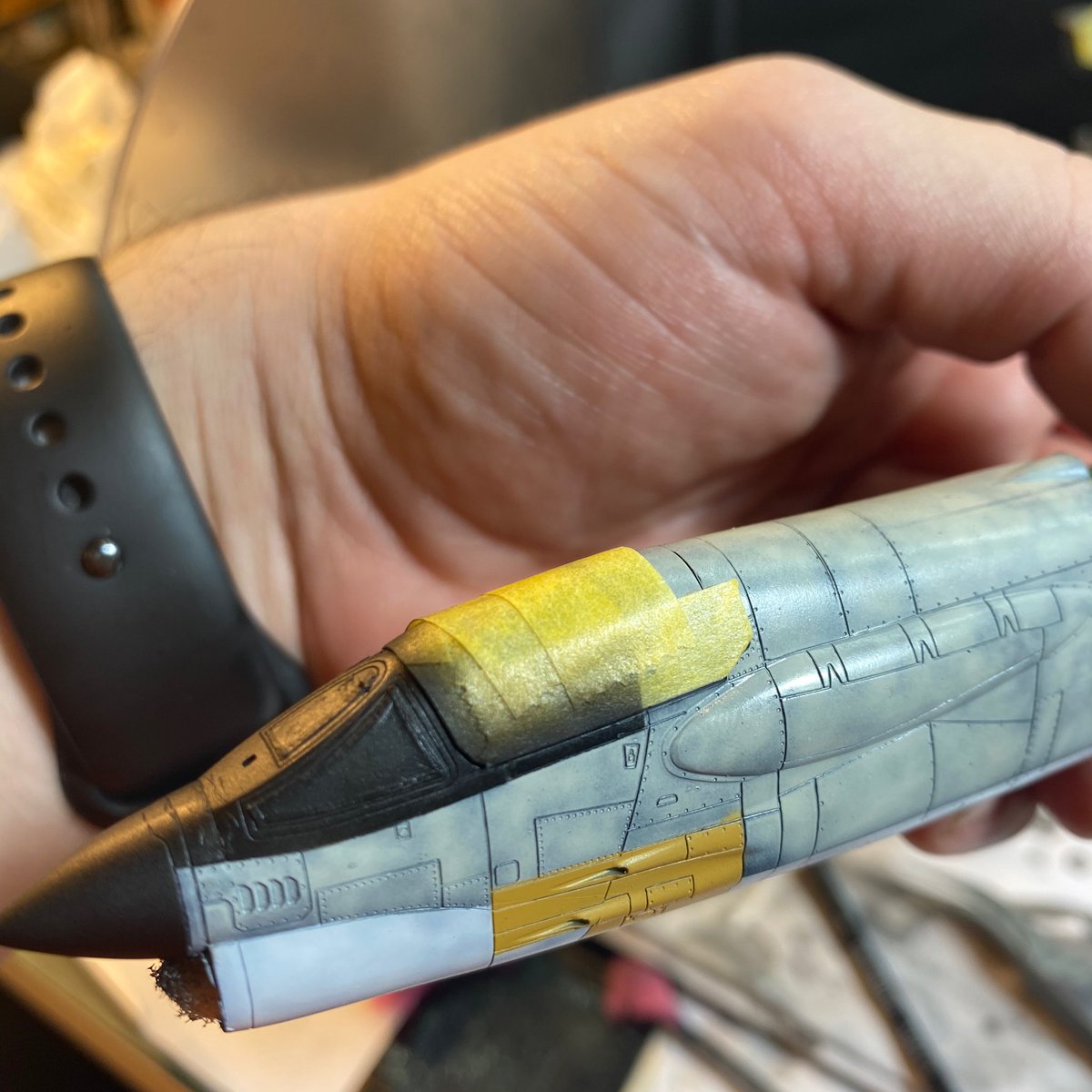 bulldogscalem's tweet photo. ———WIP——
NOTE: I need to paint the cockpit frame in black there is a decal but I prefer to paint it.
✈️USN F-8E
📏1/72
🛠Academy
🎨 UMP black primer,
Top H315
bottom MRP135
engine 77.713
#scalemodel #scalemodelling #scalemodeling #scaleairplane
#scalemodelkit https://t.co/OdQts5wPlg