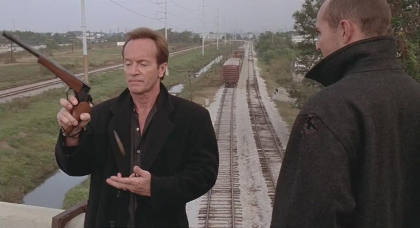 Twitter 上的 映画 ドラマ ゲームに出てくる武器紹介bot 投稿休止中 追加画像 トンプソン コンテンダー 登場作品 ハード ターゲット 使用弾丸の 45 70ガバメント弾のドアップシーンもあり トンプソン コンテンダー好きには溜まらない映画となっている