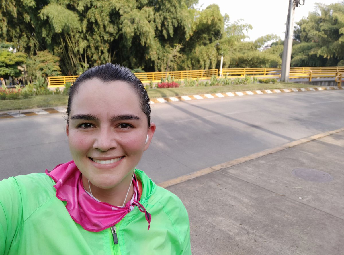catagarcia54's tweet photo. @nathalierodas Ya cumplí con los 5K del día. Buenos días familia Uribe Rodas!!! https://t.co/ENn11esSVq
