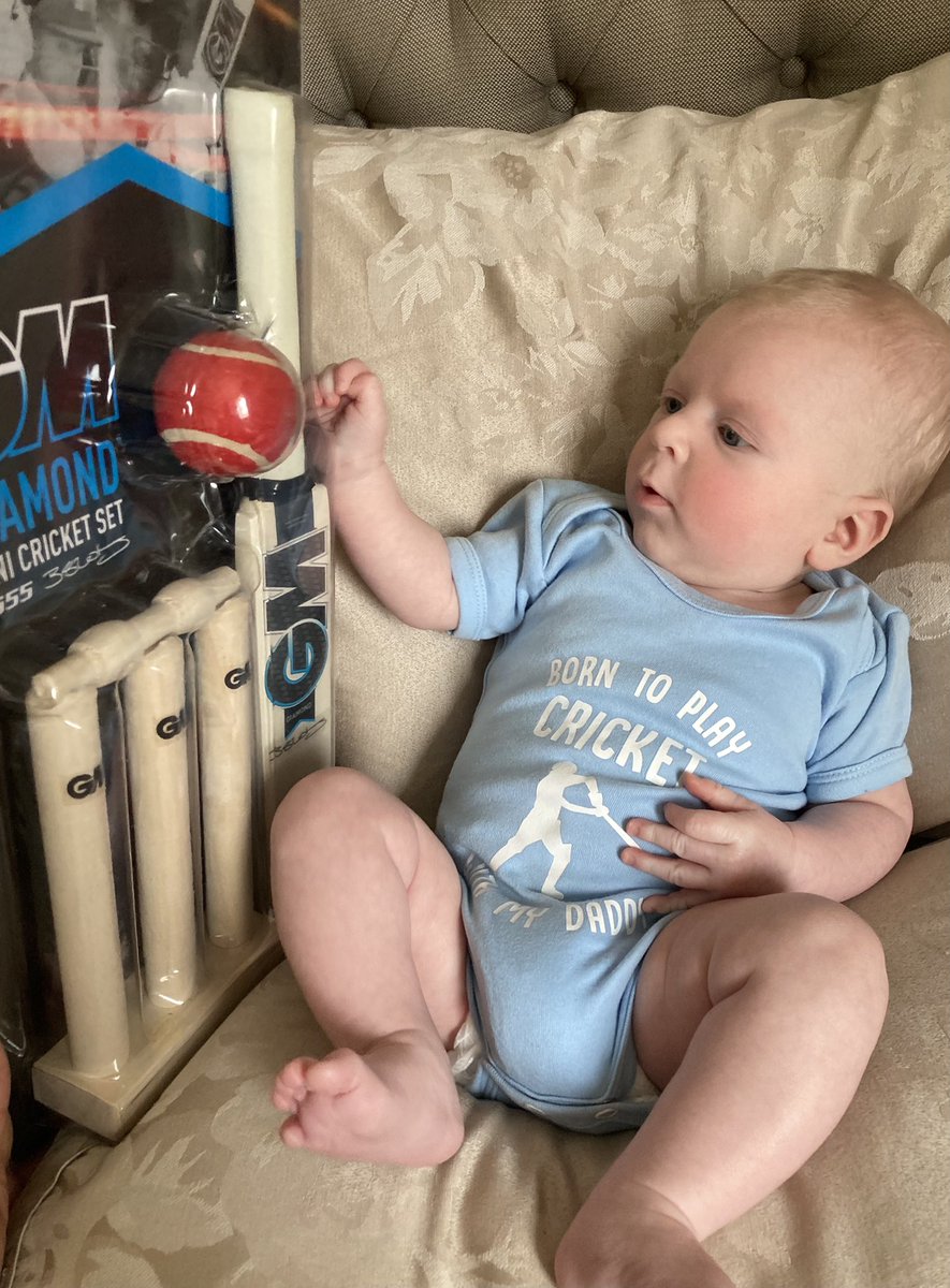 clairepeploe's tweet photo. Future cricketer like his Daddy @ChrisPeploe56 😆🏏 #futurecricketer #12weeksold https://t.co/G81x42pje6
