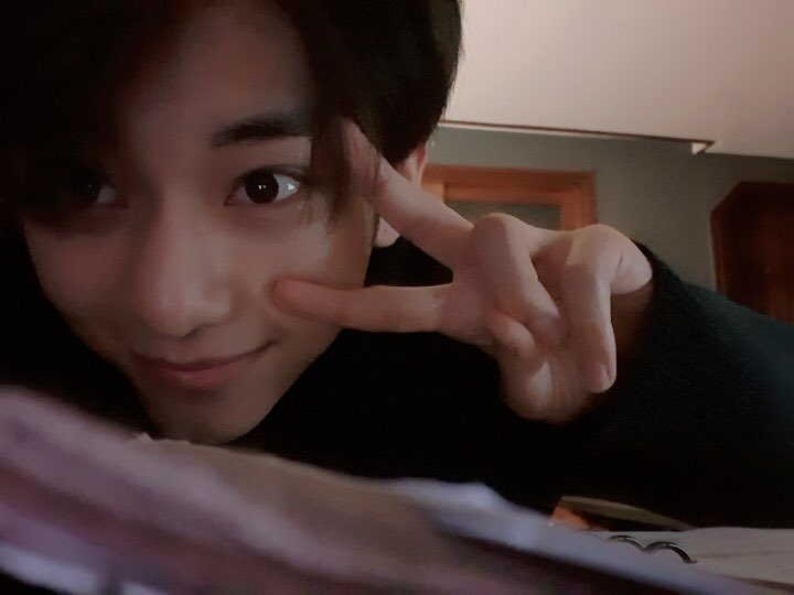 LILIMIMI1113's tweet photo. https://t.co/Q0xexRtQMK