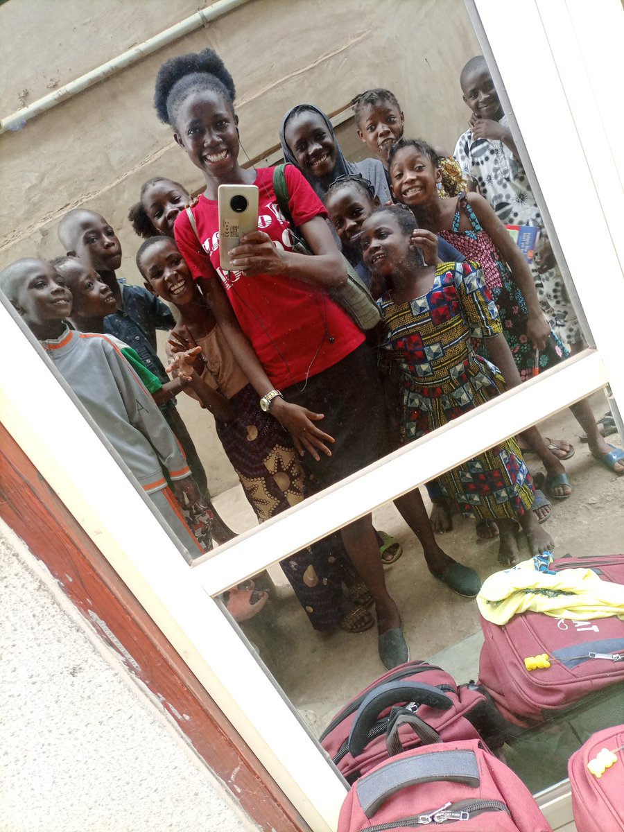 IlerioluwaRhoda's tweet photo. How did ur weekend go?
Mine was an interesting one. I call it #MakeImpacts weekend. I volunteered at Talent Mine Academy, Ota. Where we teach children from marginalized communities because we believe quality education is for every child.
Thank u @aramideakinti_ for d opportunity https://t.co/Azg7BiA7SR