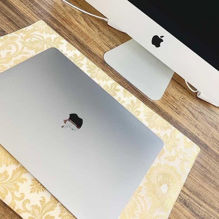 TeramotoMasashi's tweet photo. I bet that This deskmat will be huge trend in the world. I am selling it.
https://t.co/fXO0y1mw9r
#MacBook #Apple #freelancer #programmer #Trends #Webdesigner #SDGs #Cerebrity #Trending #オシャレ #フリーランス #生地 #インスタ映え #バズる #kawaii #かわいい https://t.co/9OC0zjfZlD
