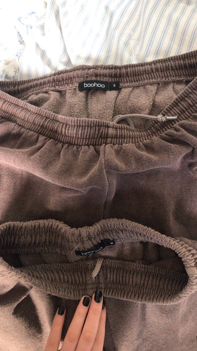 _Emma_303's tweet photo. @boohoo I’ve just received an order of the same item in different sized.I’d like to keep the small jumper and medium joggers and return the small joggers and medium jumper and the sizing is not true. There is also a mark on the ‘small’ joggers. Please can you refund me https://t.co/mS0oEdfcID