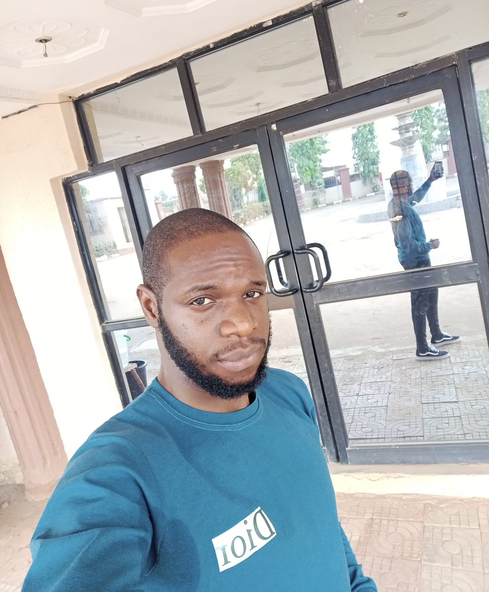 biochemphy1's tweet photo. Happy Sunday Everyone 😊
First Sunday @RefineryChurch1 Akure today..
Pastey preached some good stuff and I was blessed.. I'm Blessed!
#Moneymiracles
#Multiplication
#Goodnessforevermore
#Furtherance https://t.co/VjksTlmZl3