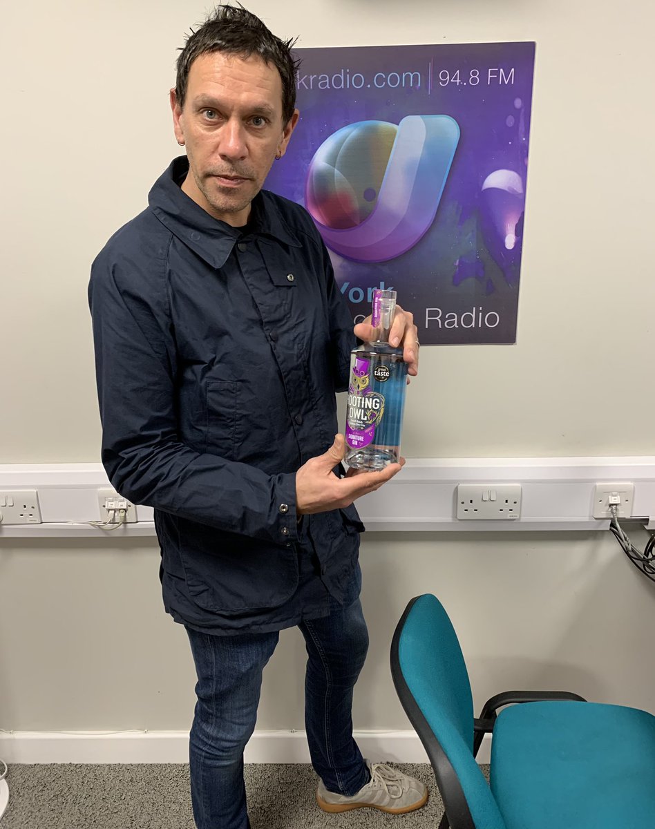 Tonight, from 7-9pm, <a href="/Ricktw1tter/">Rick Witter</a>'s  Disco Down will be flying down the Jorvik airwaves. Tune in to hear a chat with <a href="/SkylightsYRA/">Skylights</a> guitarist, Turnbull Smith, record of the week and even a chance to win a signed bottle of Hooting Owl's Signature Gin, courtesy of <a href="/hootingowlgin/">Hooting Owl Spirits</a>