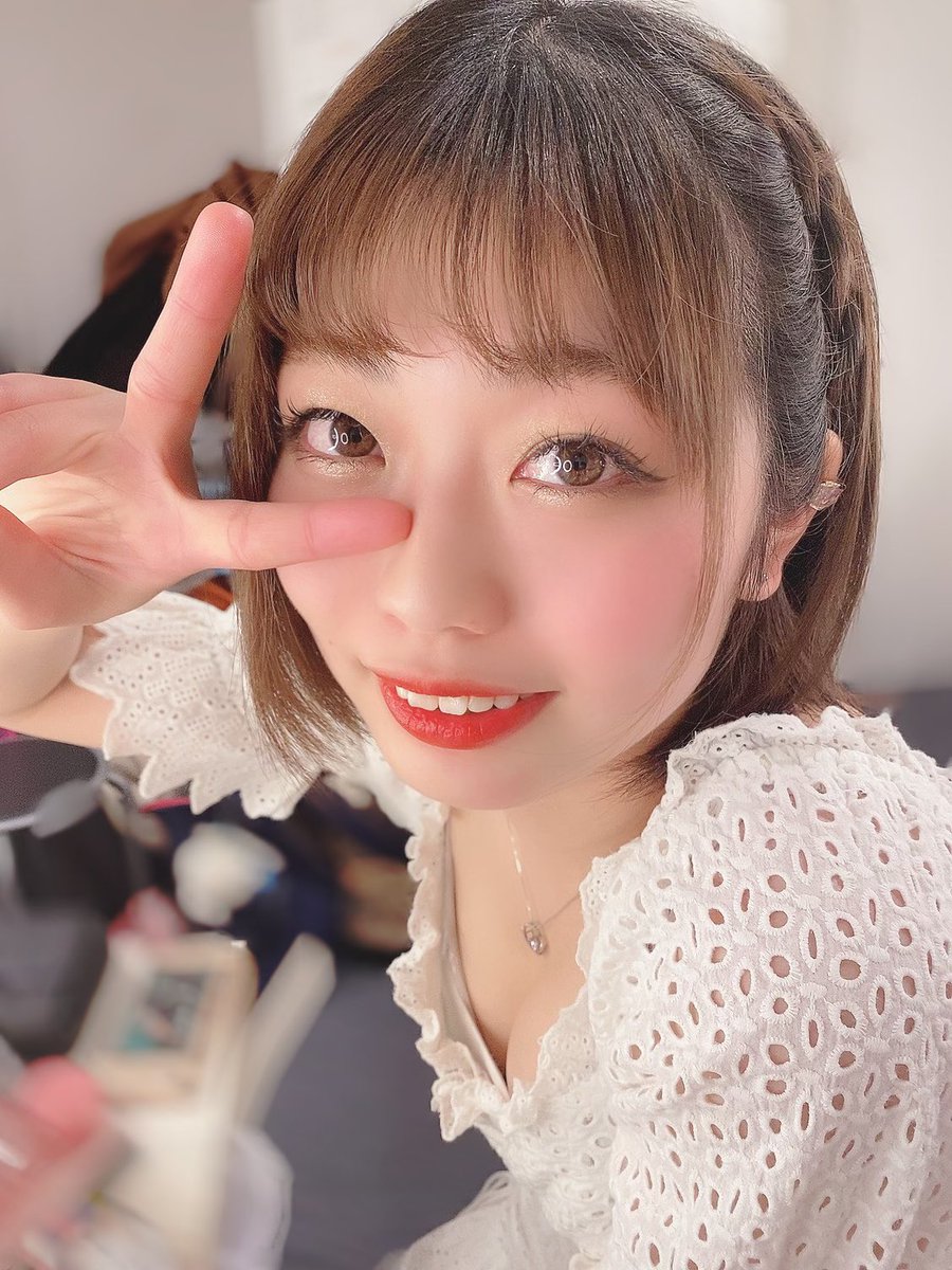 ippaiaru7's tweet photo. 本日もありがとうございました⚓︎
そらちゃんラストの対バンとほわりりでした☺︎
そらちゃんに、なあちゃんメイクしてーって言われてうるうるしてしまった
かわいいそらちゃんの写真どうぞ🥰
そらちゃんとのライブはあと2回です
みんなで思い出作ろうね🐼 https://t.co/rhWCiYRfa8