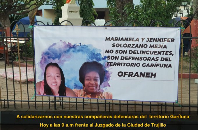"La criminalización del mov indígena y negro en #Honduras es política del régimen del golpe de estado, en particular contra todo que esta en Resistencia," Berta Cáceres.

Jenifer y Marianela son defensoras que ejercen sus derechos ancestrales como mujeres Garífunas. #LibertadYa