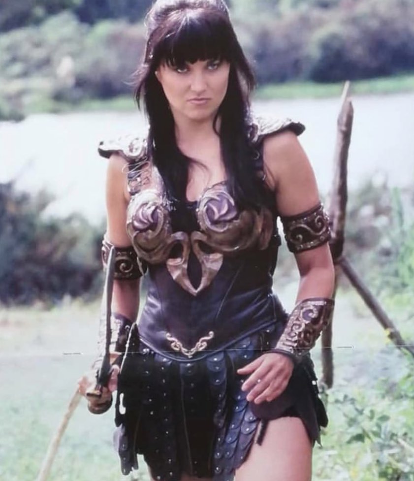 Kota_Elena's tweet image. She will always be the best of the best. My childhood heroine, who won my heart and taught me to fight for what is dear.
#XenaRevival #Xena