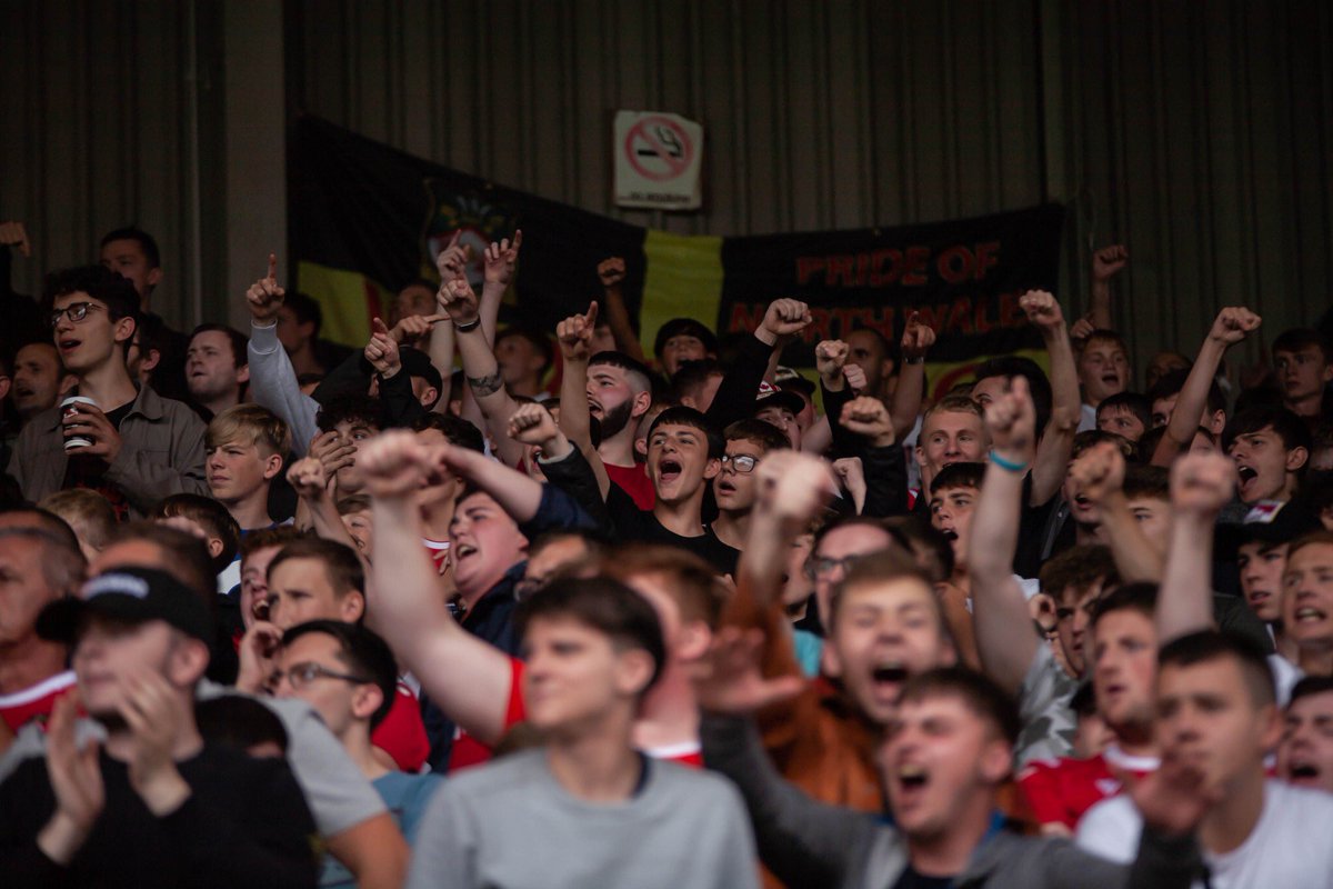 Wrexham_AFC's tweet photo. ❤️ It’s been a a whole year since we last welcomed you to the Racecourse Ground

When you finally return, it’ll be one hell of a party 😍

🔴⚪️ #WxmAFC https://t.co/FhDW3NAYlv
