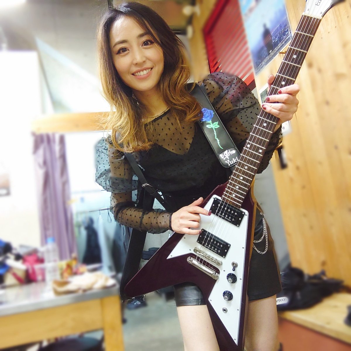 D_Drive_Yuki's tweet photo. 神戸チキンジョージにてD_Drive12周年記念ライブ
皆様ありがとうございました!!
地元神戸でこうして開催できるのは本当に嬉しいね。
そしてMCでも言ったけど、活動を続けていけるのはホントD_DriveRの皆さん一人ひとりのおかげ。
ありがとうございます!!
初心を忘れずこれからも頑張ります🤘🏻 https://t.co/edYtH6fIs7