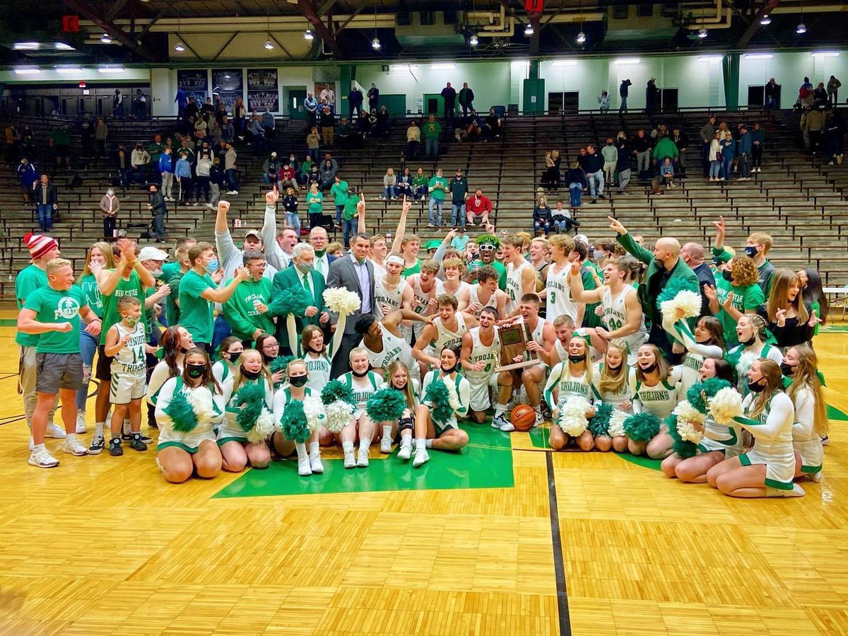 NCTrojanCheer's tweet photo. Sectional Champions 💚 Way to fight for it boys!! https://t.co/I6SrldUiOV
