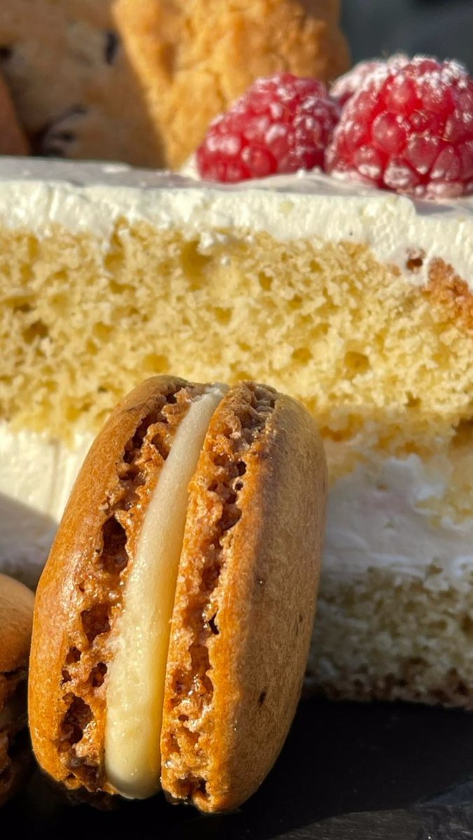 Why not treat mum with one of our afternoon teas. Everything homemade by The Royal Oak <a href="/Leighterton1/">RoyalOak Leighterton</a> #afternoontea #MothersDay2021 #leighterton #tetbury #macarons #cake #sandwiches #scones