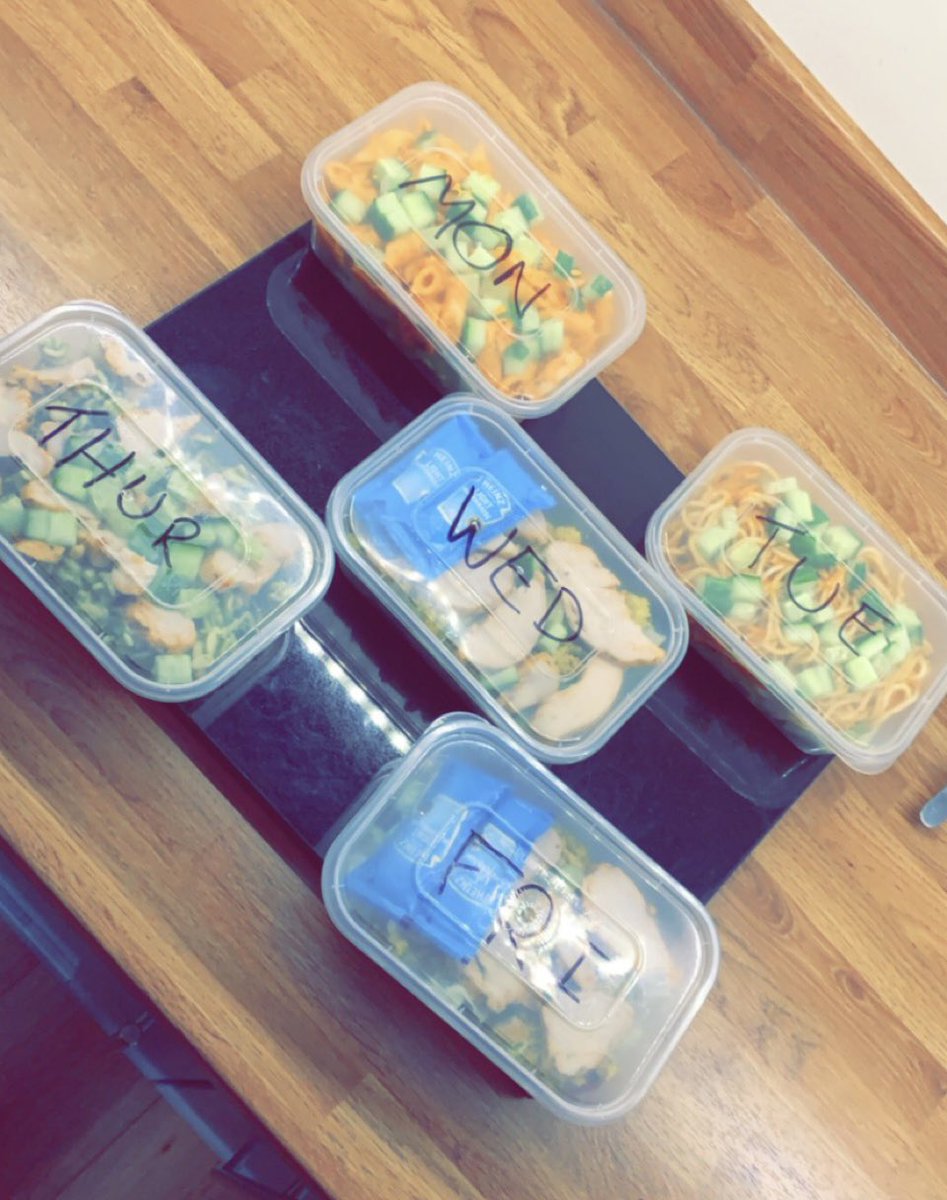 MrWardPE2's tweet photo. Back to school tomorrow; alarms set &amp; dinners prepared!🙌🏼✅🎉 https://t.co/h3DxglHo94