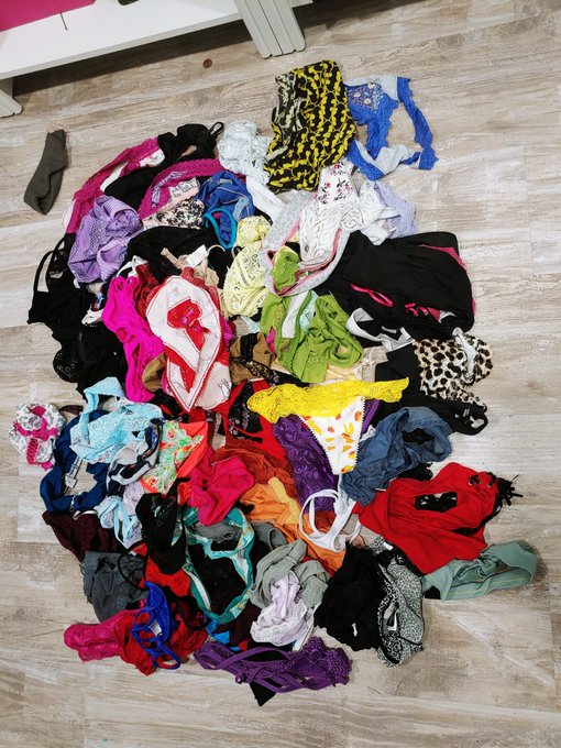 Why the hell do I own so much underwear? #PantySniffing #pantyselling #Springcleaning  Who's buyin? https://t<a href="/tag/pantysniffing"class="tags">#PantySniffing</a><a href="/tag/springcleaning"class="tags"><span>#springcleaning</span></a><a href="/tag/pantyselling"class="tags"><span>#pantyselling</span></a>