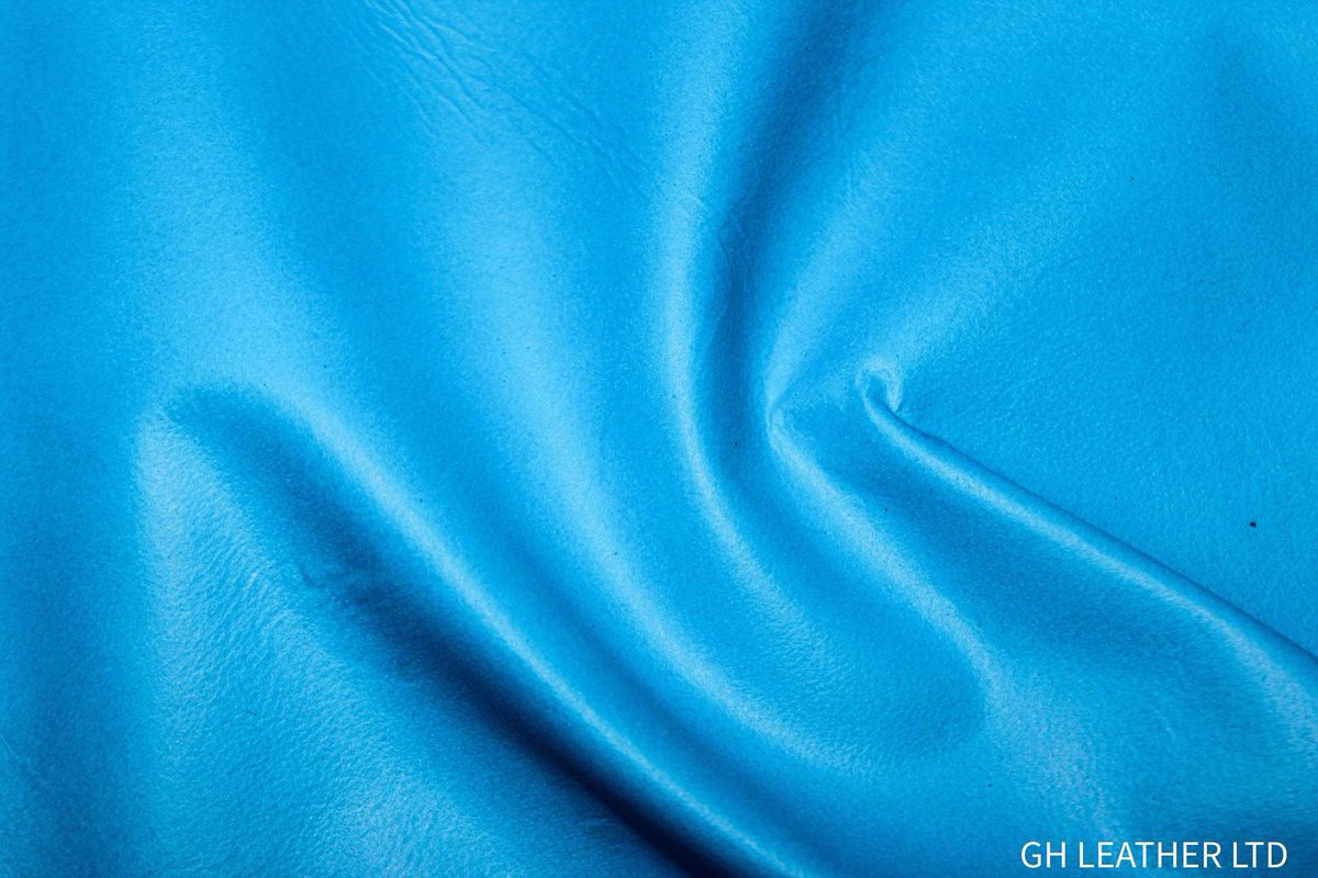 GHLeathers's tweet photo. Add a pop of colour to your collection with our Neon Italian Lamb Nappa🌈

#GHLeathers #Leather #CowHide #LambSkin #SheepSkin #VegTan #LeatherCraft #LeatherBags #Leatherwork https://t.co/z0btKotTv8