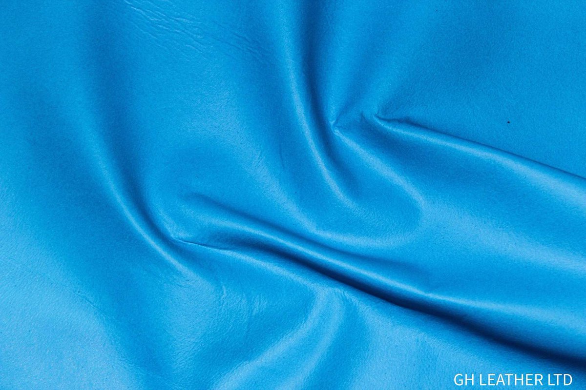 GHLeathers's tweet photo. Add a pop of colour to your collection with our Neon Italian Lamb Nappa🌈

#GHLeathers #Leather #CowHide #LambSkin #SheepSkin #VegTan #LeatherCraft #LeatherBags #Leatherwork https://t.co/z0btKotTv8