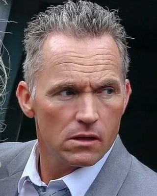 I dont know who took this photo. But it's one of my favorite