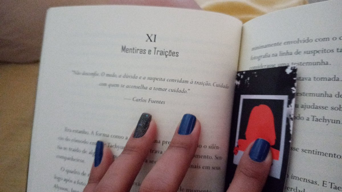 soowanloved's tweet photo. E domingo a gente está o quê? Finalmente, estou lendo o livro! E eu tou super viciada já!
#CODIGO121LIVRO
@taemutuals 💜 https://t.co/heBIrTjgJX
