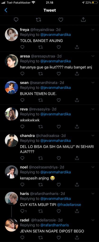 xoloverse's tweet photo. ; we’re friends, right? 
.
.
.
— nct lokal au. https://t.co/azxOrDe9a6