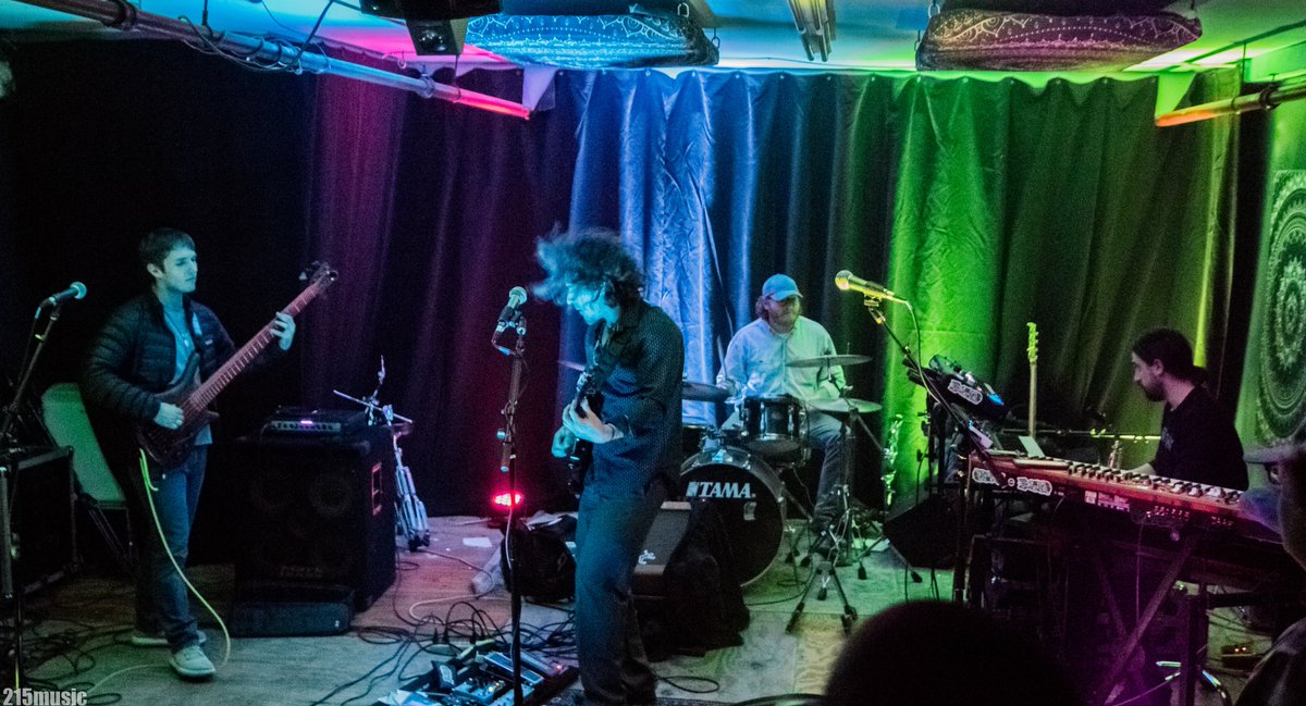 215musicNet's tweet photo. 3.7.19

@thenewmotif at Philly's Music Ward https://t.co/FJE3Okm8H1