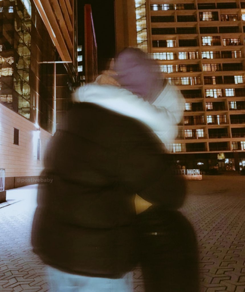 yourvodkasour's tweet photo. Une me djalin e filanit ne t ardhmen. Amin!🥺🤲 https://t.co/xgb5o8vRyB