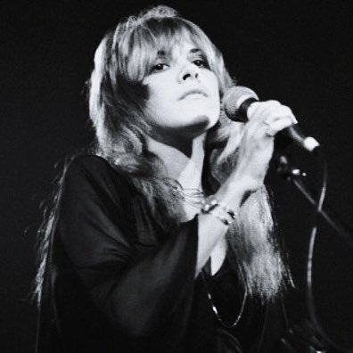bestofstevie's tweet photo. stevie nicks, 1975 https://t.co/uAXS4VJBKt