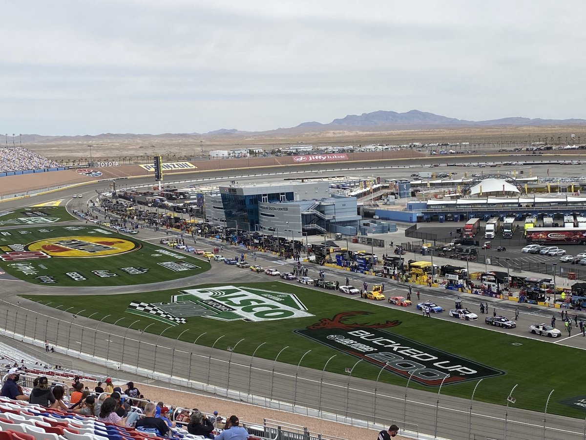 It’s Vegas Baby let’s go Elliot #9