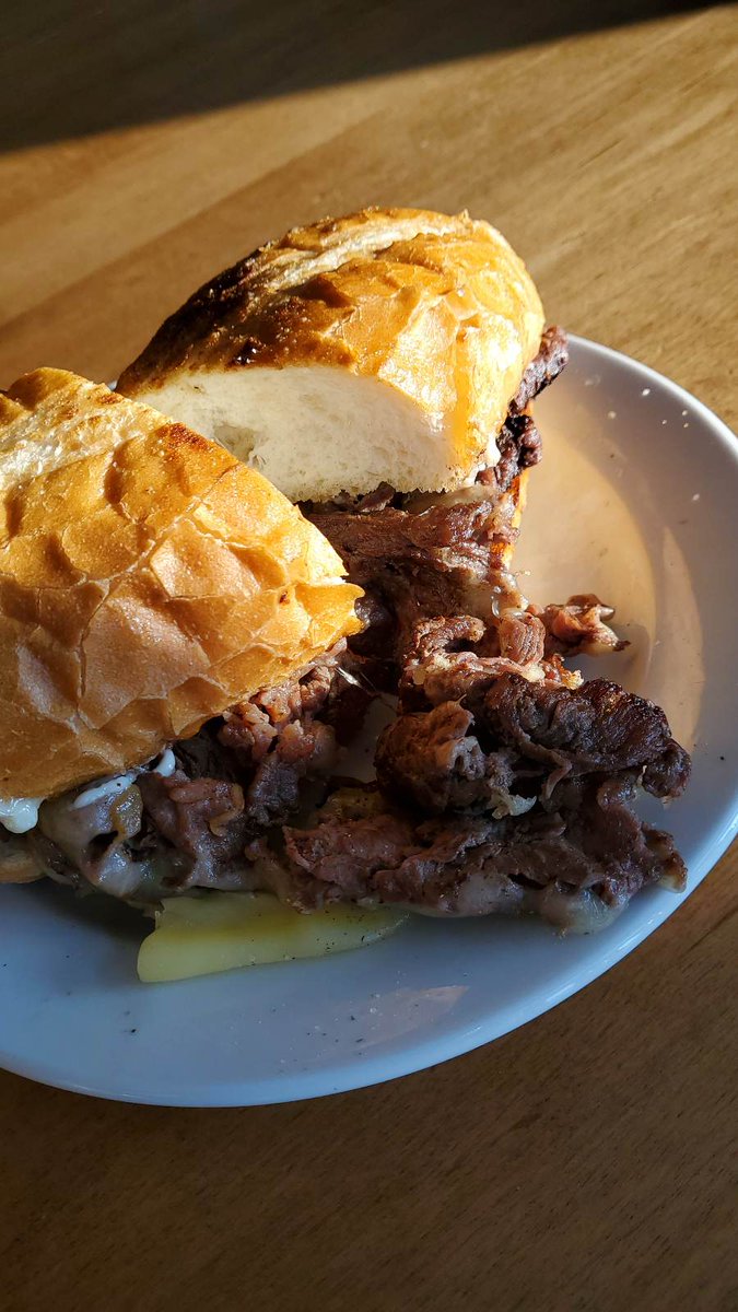 PackingK's tweet image. Zabiha Halal philly steak 🥩 meat! Get your philly steak fix at home. 100% natural beef, no fillers, no additives. Thin sliced for tenderness without losing the Ribeye flavor we all love.