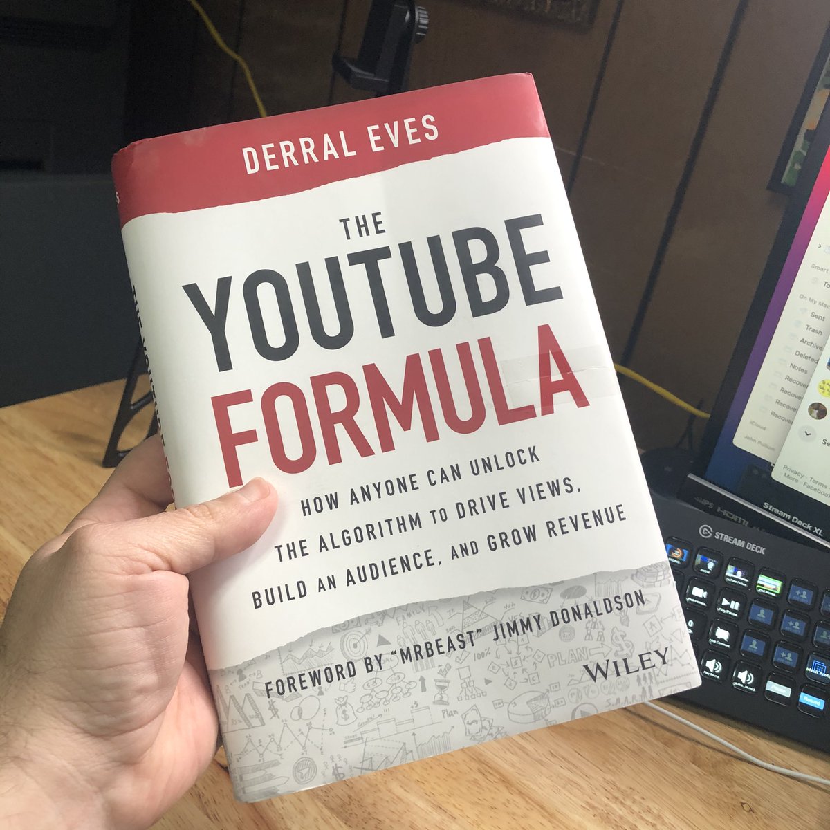 JohnPullum's tweet photo. So far, go great! Find The YouTube Formula in my Amazon store: https://t.co/aSE1gIvbtG #ytformula #theyoutubeformula #derraleves (affiliate link) https://t.co/eeNORFT0Su