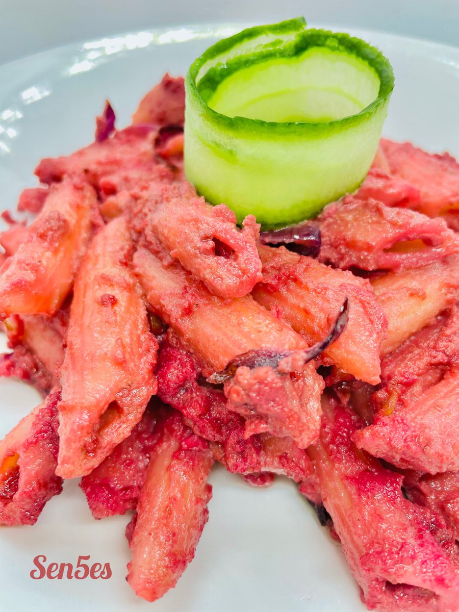 Sen5_es's tweet image. Pasta in Pink Beetroot Pesto sauce #followse5es #beetrootpasta #pinkpasta #EasyRecipes #quickrecipes @bon_ap_petito @Food4lovers @justthefoodporn @TemptingFoodNow @foodblogz @chiribaHQ @paleobyleo @foodiideas1 @casseroledecaro @bon_ap_petito @suzercooks @its_so_Italian #beetroot