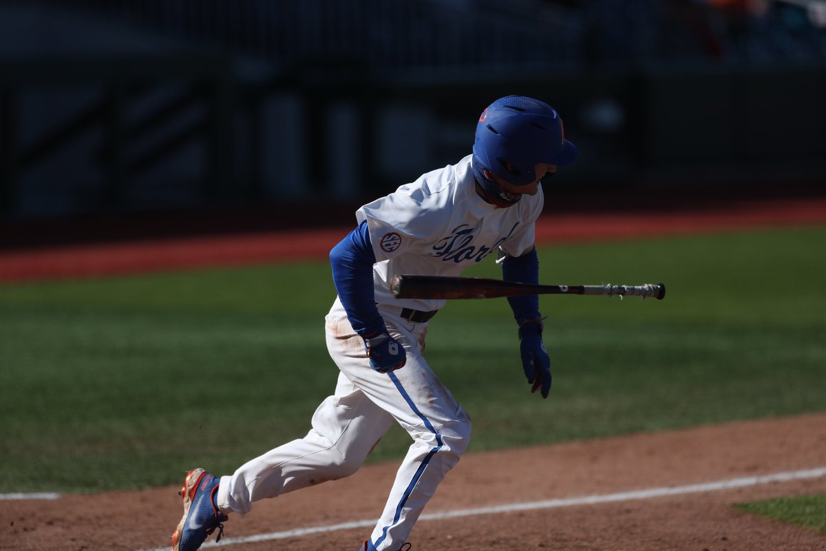 GatorsBB's tweet photo. A record-breaking afternoon at Florida Ballpark for @jypv123 ✊

#GoGators https://t.co/nfx1IBtiIm