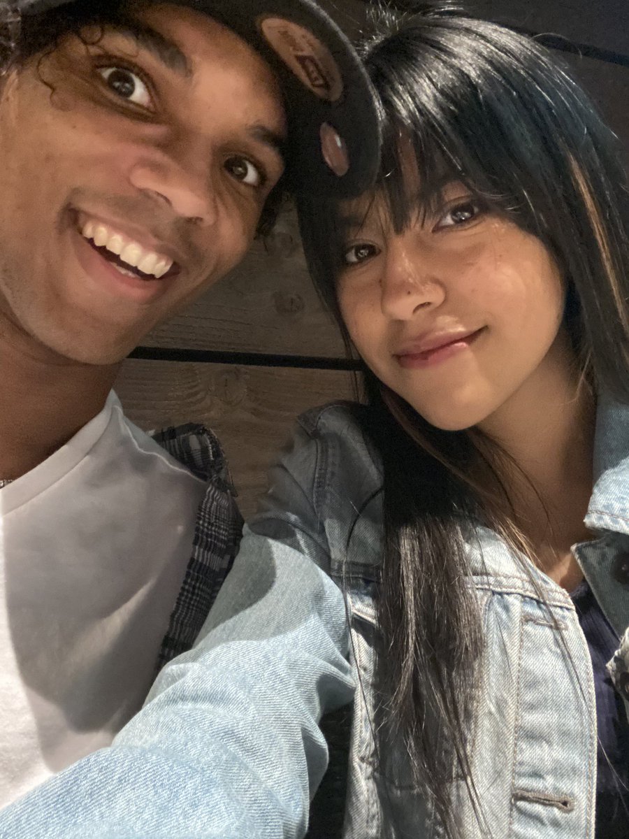 okshey's tweet photo. hate him &amp; love him ✨ https://t.co/jAGYvidsJy