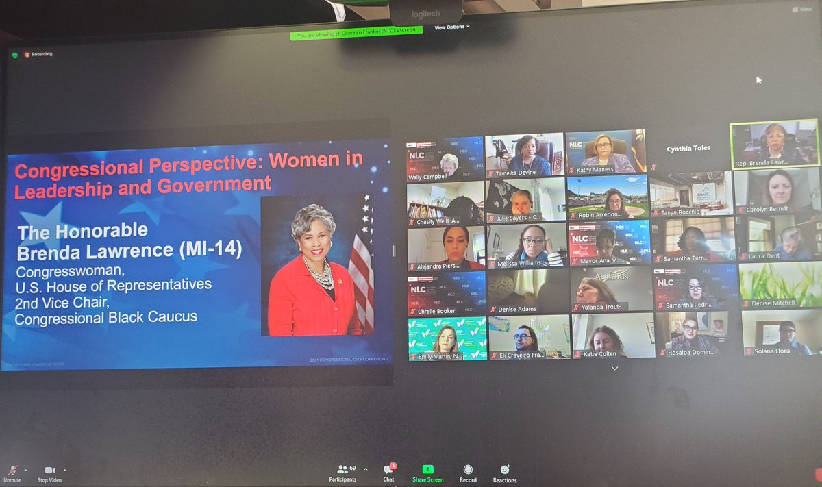TIDEVINE's tweet photo. Starting the @leagueofcities Congressional Cities Conference at a #WIMG meeting with an inspirational talk by my Soror @RepLawrence and a presentation by Emily Martin of @nwlc om how the historic increase in women in Congress &cabinet effects our cities. #RespondRecoverRebuild https://t.co/CvAkZlLhnO