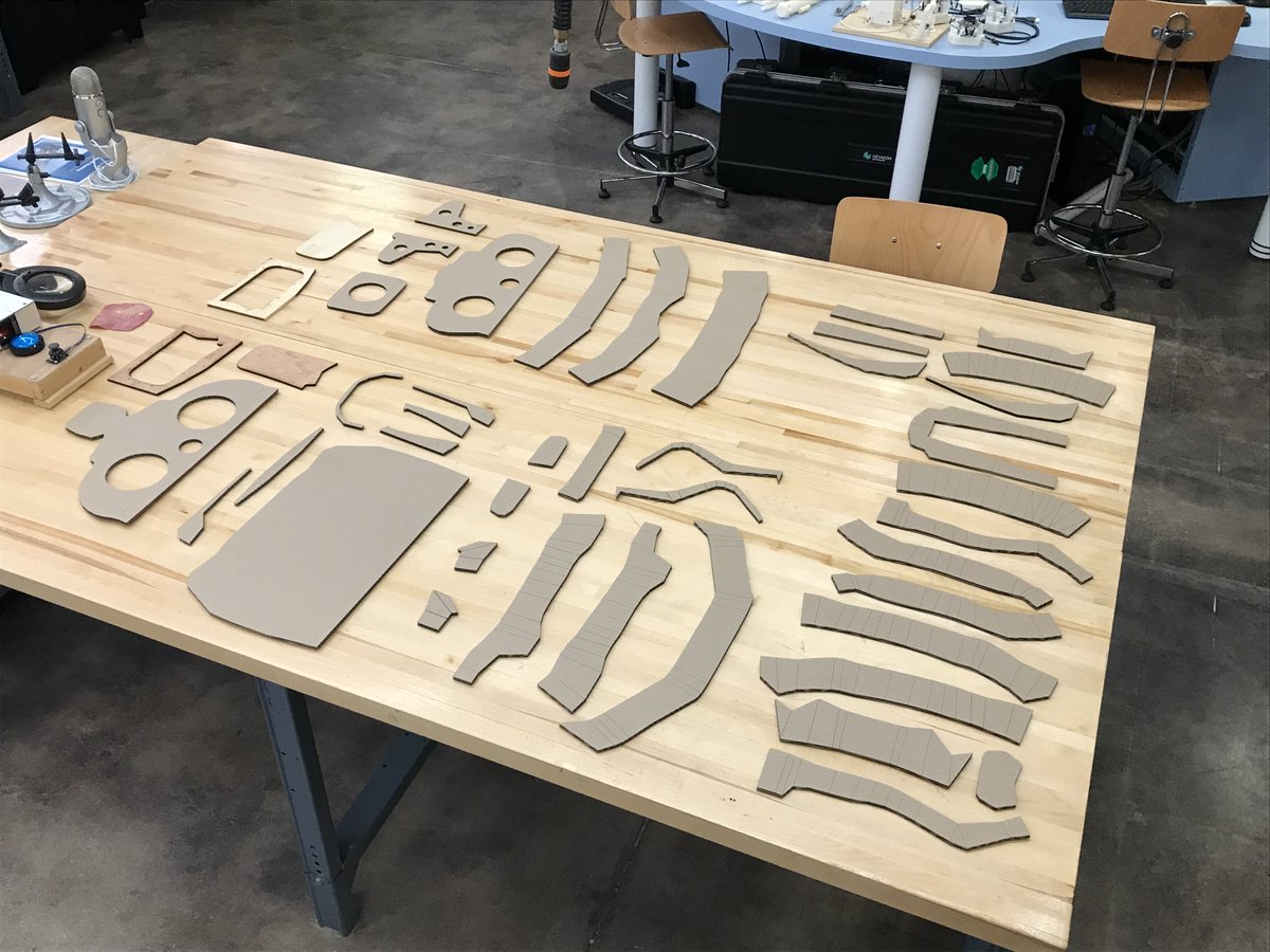 patstarace's tweet photo. The road to @FullSail at 200 MPH! I made this #Ferrari #Formula1 as a #cardboard procedure test for a full size simulator we're going to make, and also develop a G-Force system my students are working on using a controlled airbag system. #simviz #SolidWorks https://t.co/wPq6DL7iJS