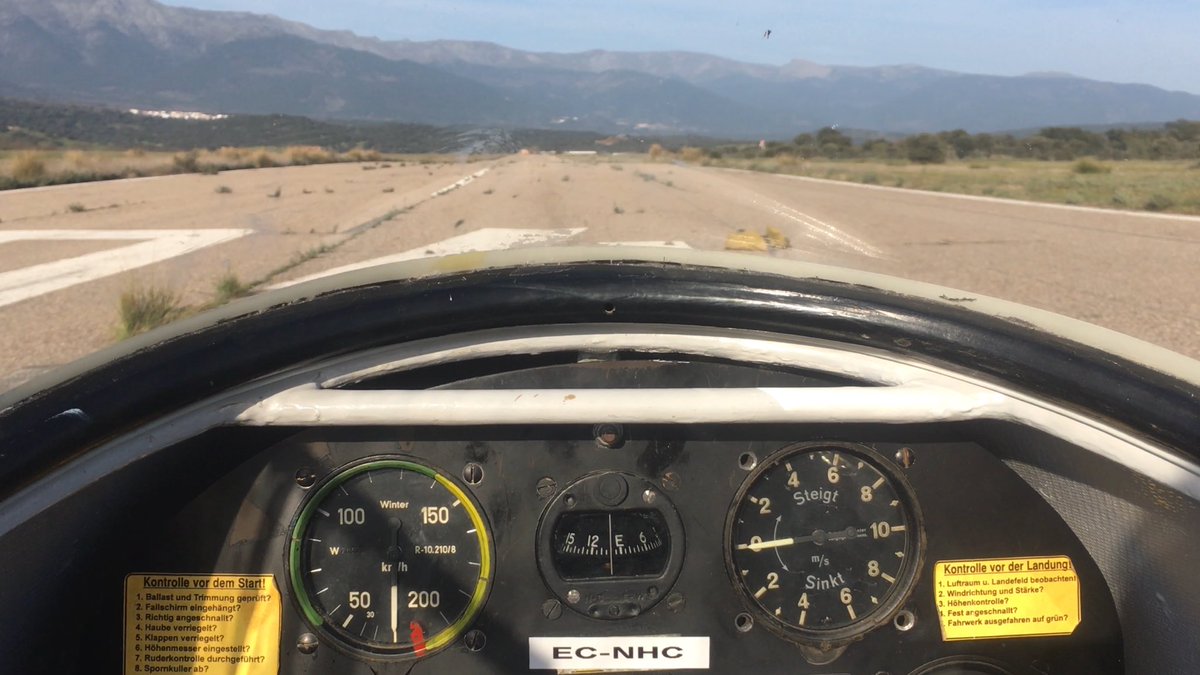 Ritrac_'s tweet photo. VOLAD ALTO AVIADORES.

Para vosotros, y vuestras familias y amigos, todo nuestro cariño.

@CarmeloMGarrid1 https://t.co/0NgaUGc7Jz