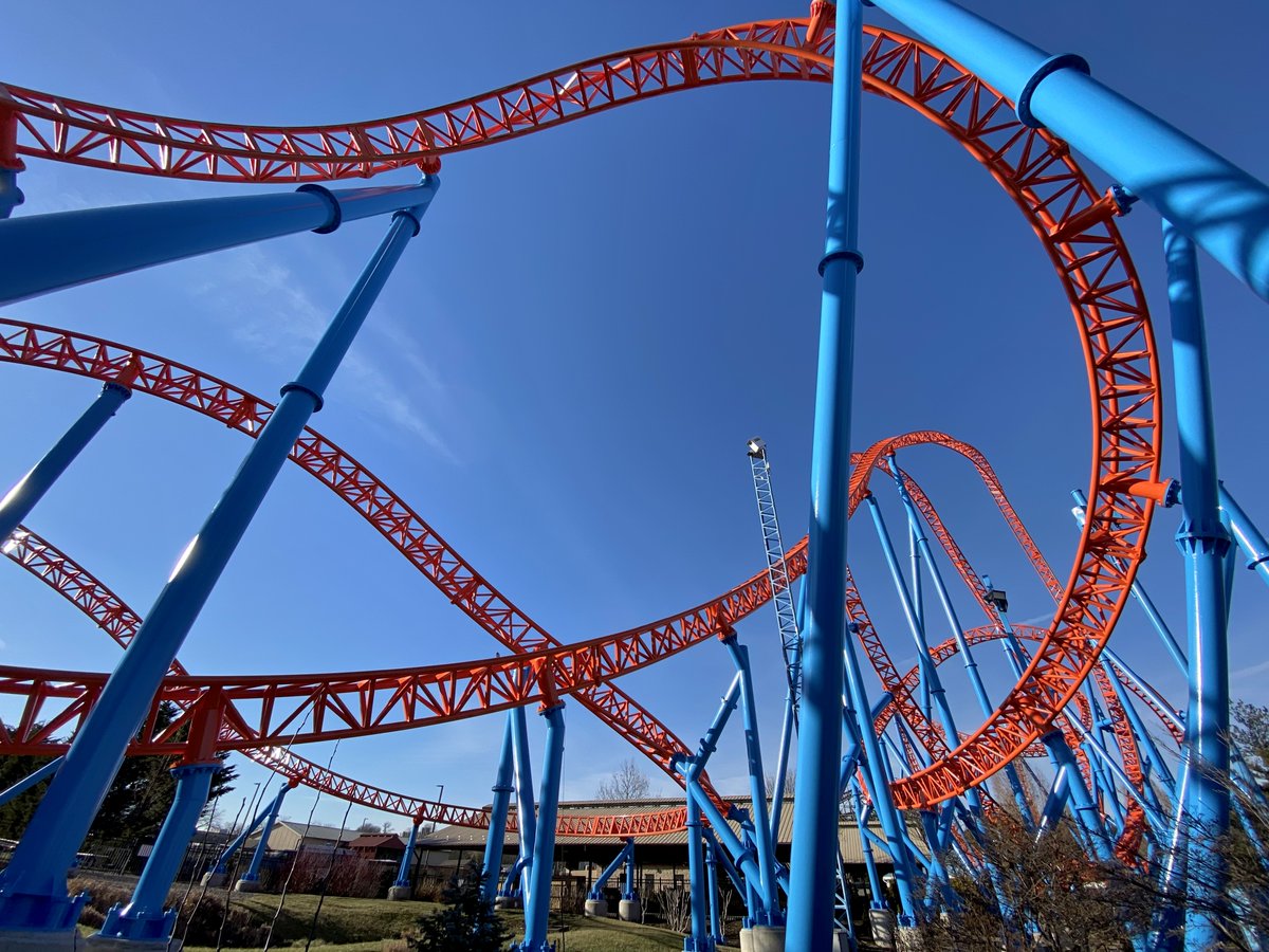 Hersheypark's tweet image. Which ride will you be heading to first once the gates open in April? Remember: you can save BIG on Hersheypark tickets this month: bit.ly/2WWppMo